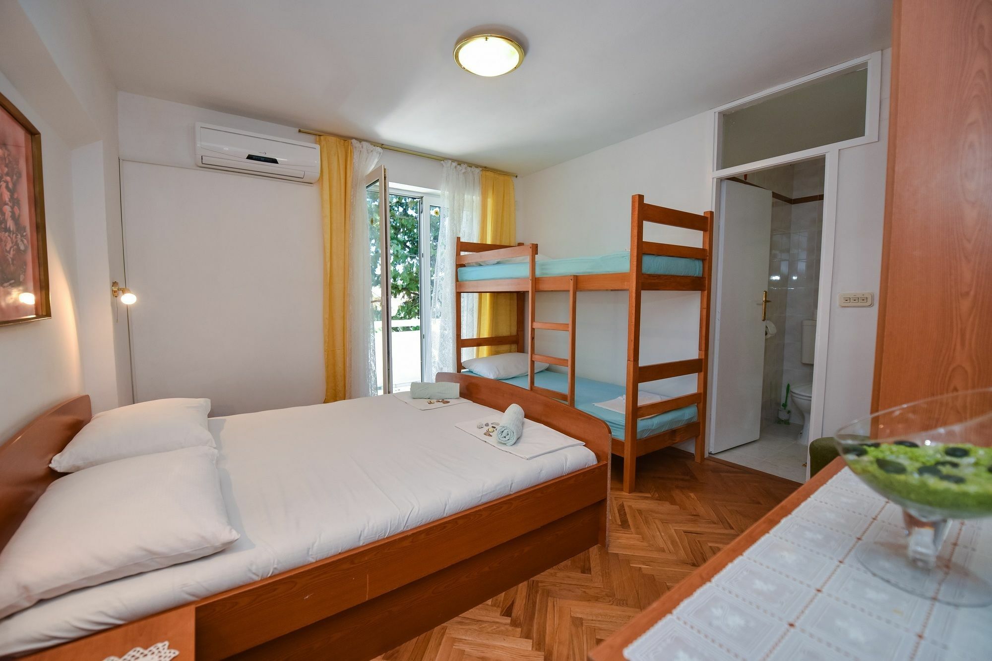 Royal Rooms Новалья Экстерьер фото